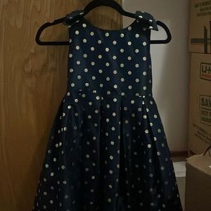 Lovely Never Worn polkadot Dress for Children Size 8👗